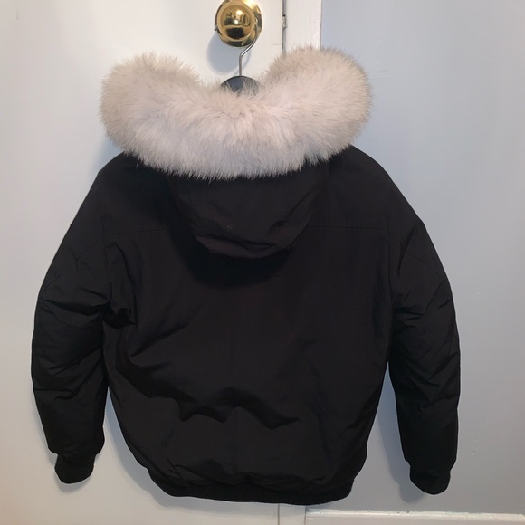 Kids moose knuckle Debbie bomber size large black with white fur - Picture 2 of 6